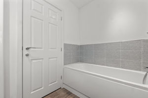 Photo 20- click for photo gallery